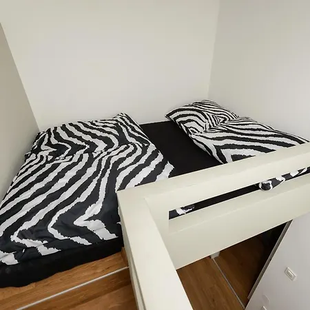 Apartment Vega 1
